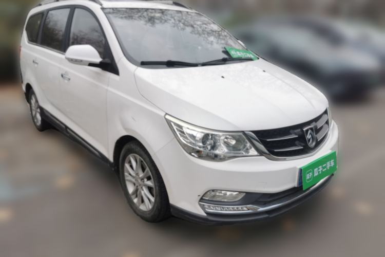 Used Baojun 730 2016 1.5T Manual Luxury Edition 7 Seats
