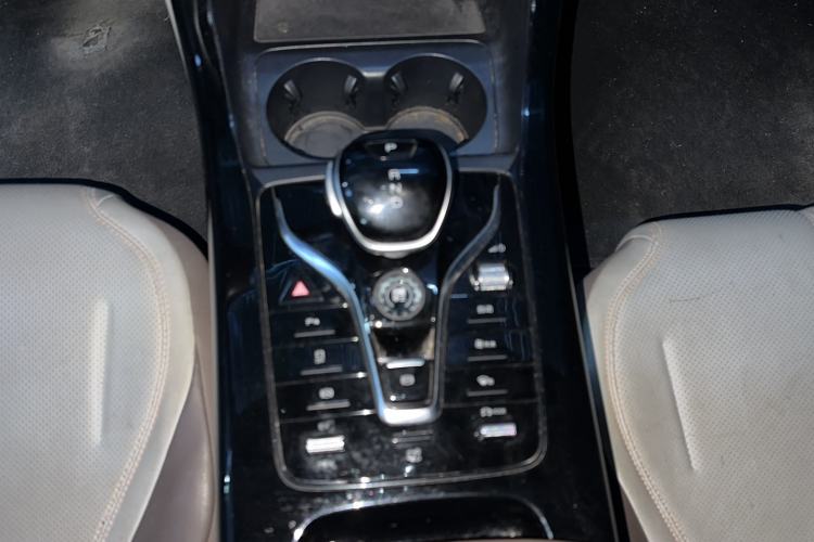 Used BYD Qin PLUS 2024 HONOR Edition DM-i 55KM Leading Model
