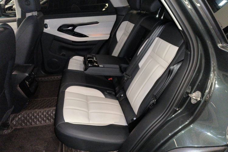 Used Land Rover Range Rover Evoque 2022 Aurora L 249 PS R-Dynamic Luxury Edition
