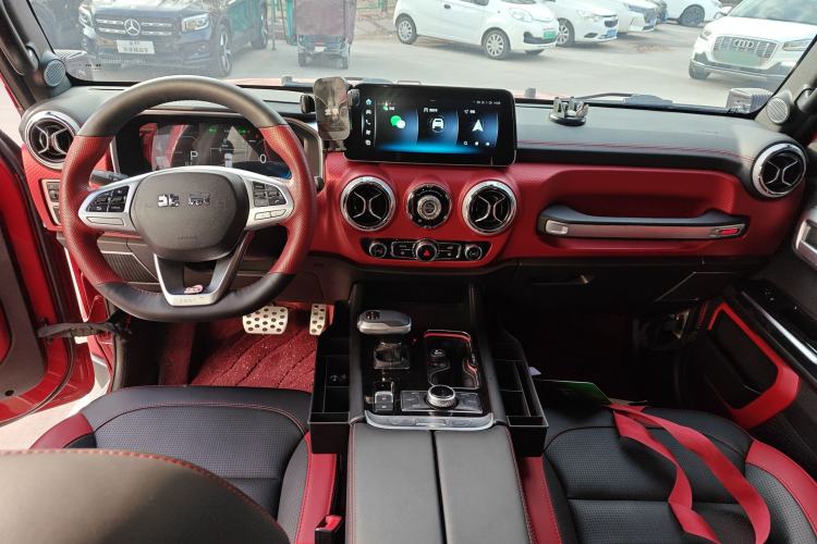 Used Beijing Auto BJ40 2023 2.0T Automatic Four-Wheel Drive Urban Hunter Edition Prestige Version
