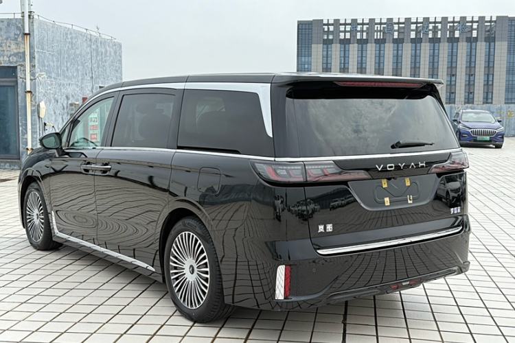 Used VOYAH Dream 2025 PHEV Four-Wheel-Drive Flagship Kunpeng Edition