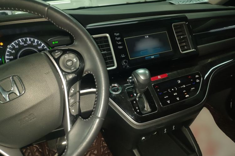 Used Honda Elysion 2019 2.0L Hybrid Luxury Edition
