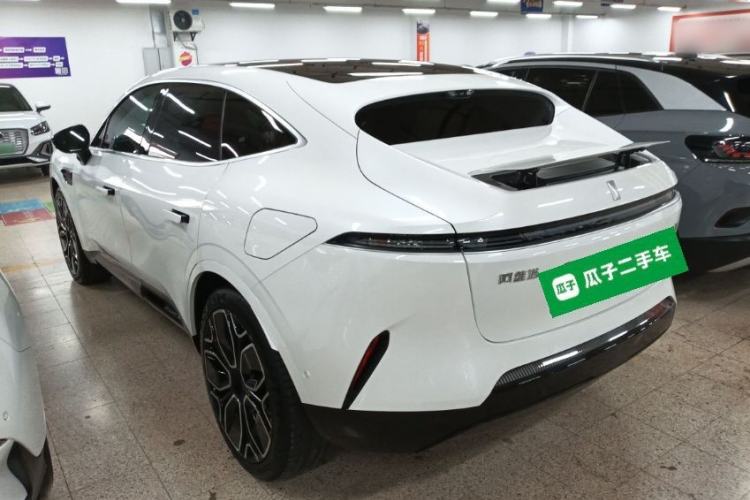 Used Avatr 11 2022 Long-Range Dual-Motor Luxury Edition 5 Seats