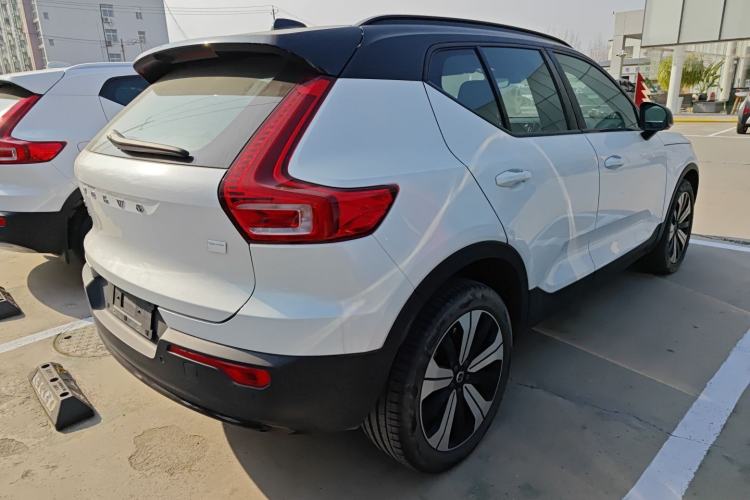 Used Volvo XC40 New Energy 2023 Long-Range Version
