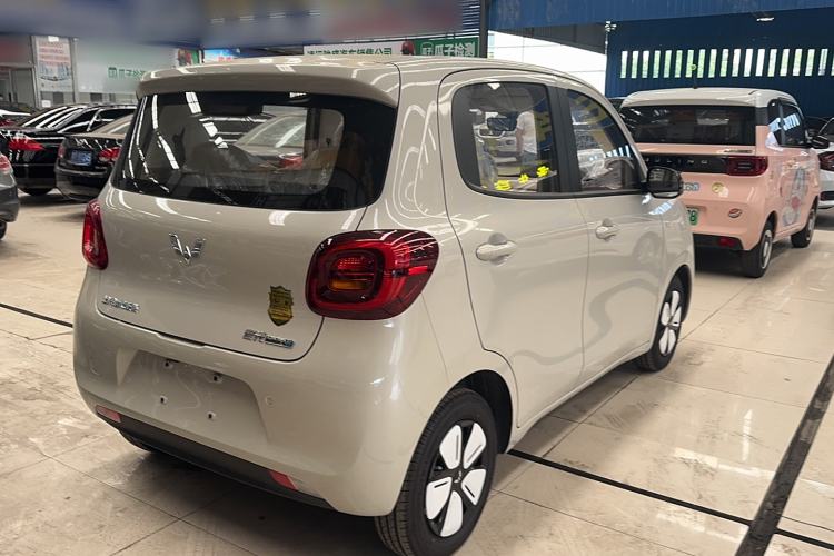 Used Wuling Hongguang MINIEV 2025 Four-Door Version Advanced Edition
