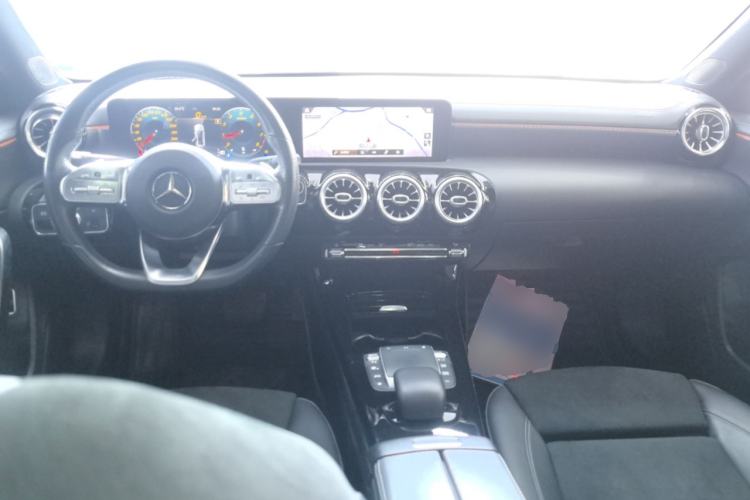 Used Mercedes-Benz A-Class 2021 A 200 L Sport Sedan Fashion Model
