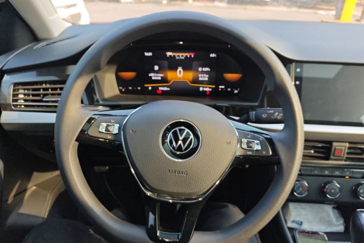 Used Volkswagen Lavida 2022 1.5L Automatic Comfort Edition