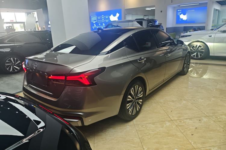 Used Nissan Teana 2022 2.0L XL-TLS Enjoyment Edition
