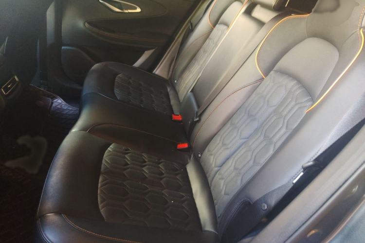 Used Changan UNI-T 2022 1.5T Prestige Version
