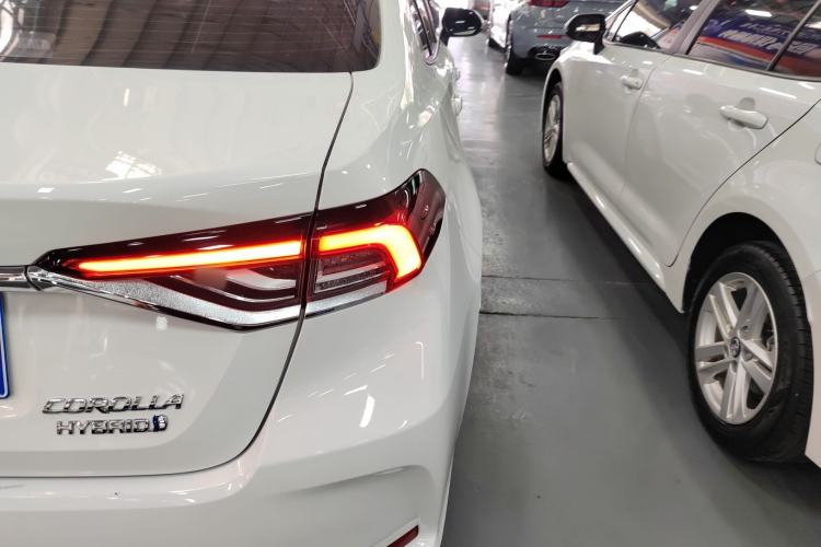 Used Toyota Corolla 2022 Dual-Motor 1.8L E-CVT Pioneer Edition