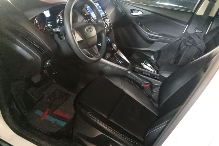 Used Ford Focus 2018 Hatchback Classic 1.6L Automatic Comfort Plus SmartDrive Edition