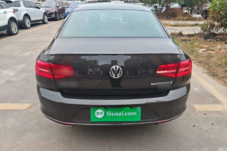 Used Volkswagen Magotan 2018 330TSI DSG Luxury Model
