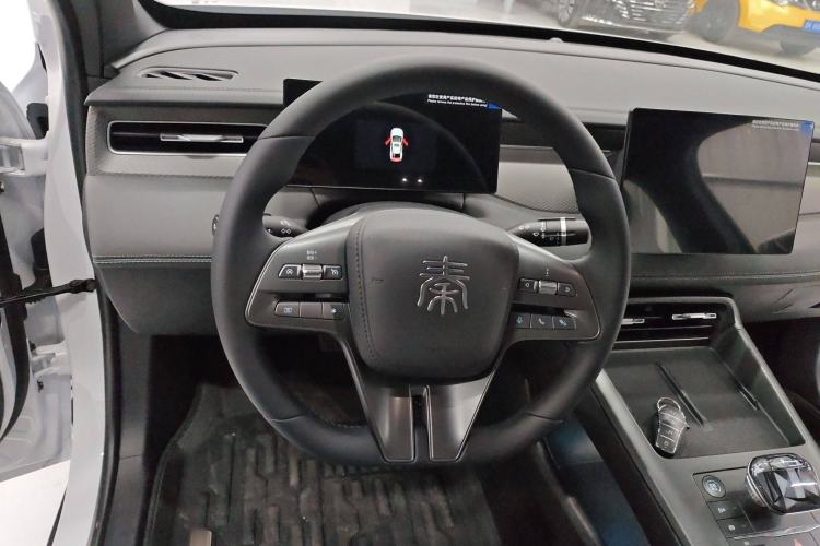 Used BYD Qin PLUS 2025 DM-i Smart Drive 55KM Leading Model
