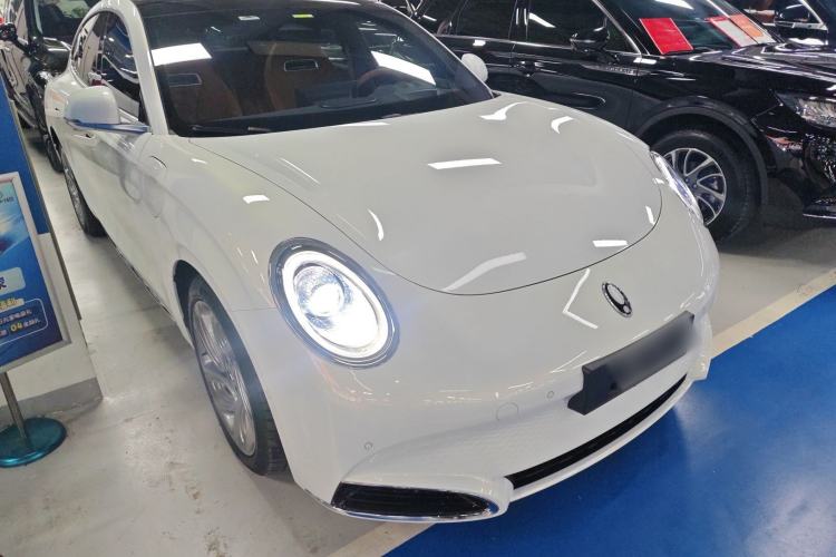 Used ORA Lightning Cat 2022 555 km Luxury Edition