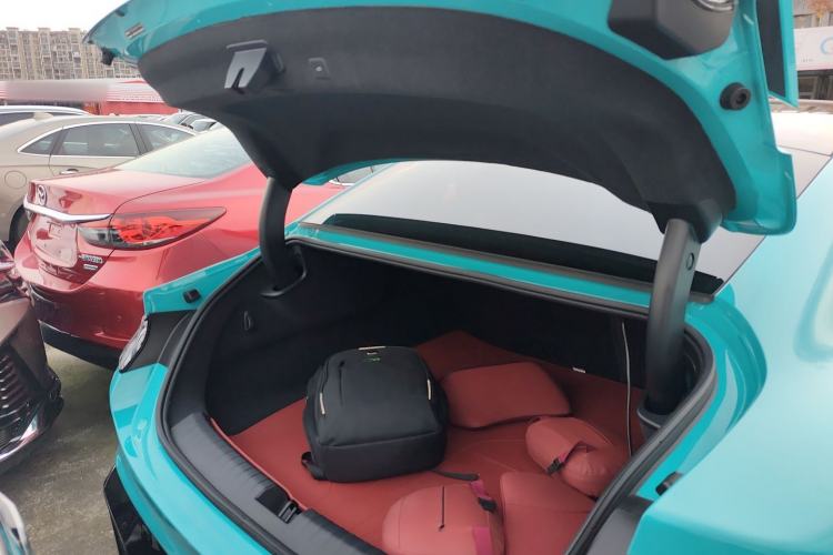 Used  SU7 2024 Four-Wheel Drive Ultra-Long Range Advanced Intelligent Driving Max Edition
