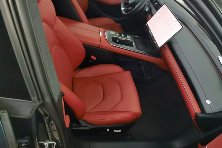 Used  SU7 2024 Rear-Drive Long-Range Intelligent Driving Version