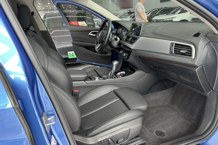 Used BMW 1 Series 2018 120i Design Package Model
