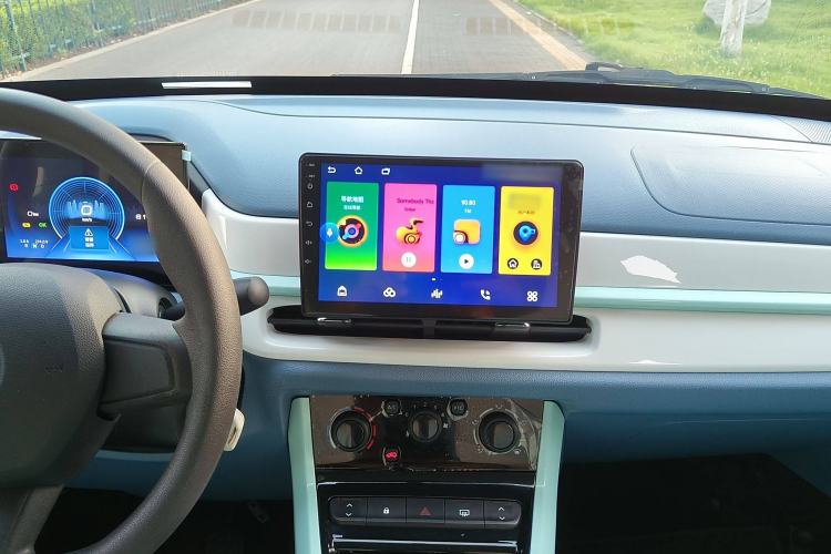 Used Dongfeng NAMMI BOX 2022 Chasing Wind Edition 331 km Standard Model
