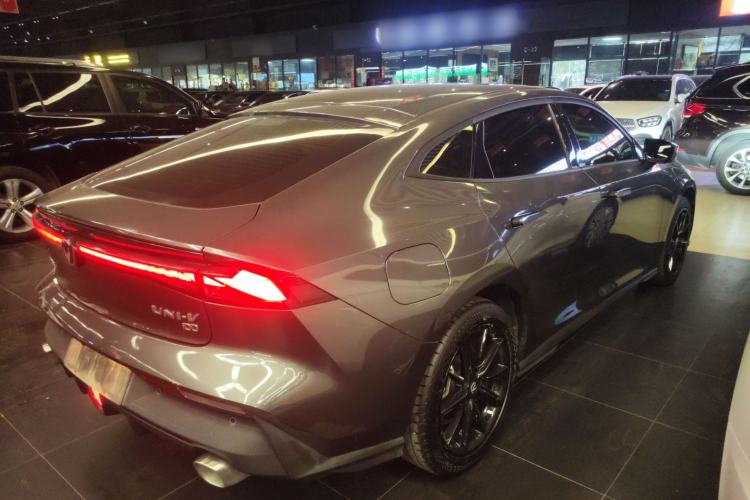 Used Changan UNI-V iDD 2023 Zhidian iDD 1.5T 113km Smart & Fun Version (Rapid Edition)
