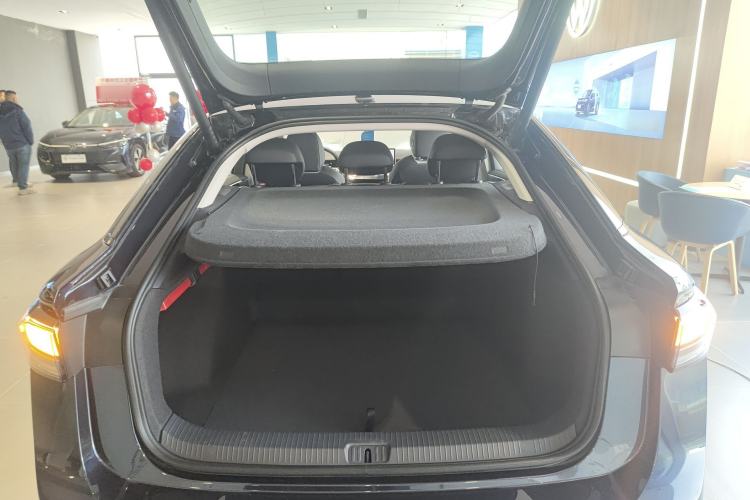 Used Volkswagen ID.7 VIZZION 2024 AIR model