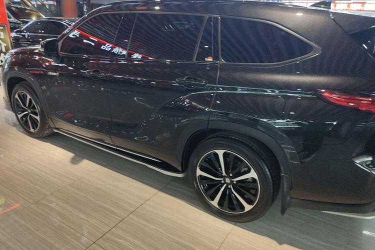 Used Toyota Crown Land Cruiser 2021 2.5L HEV Four-Wheel Drive Flagship Edition
