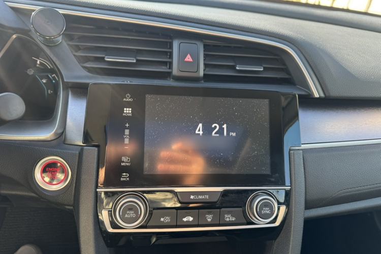 Used Honda Civic 2016 220TURBO CVT Luxury Edition
