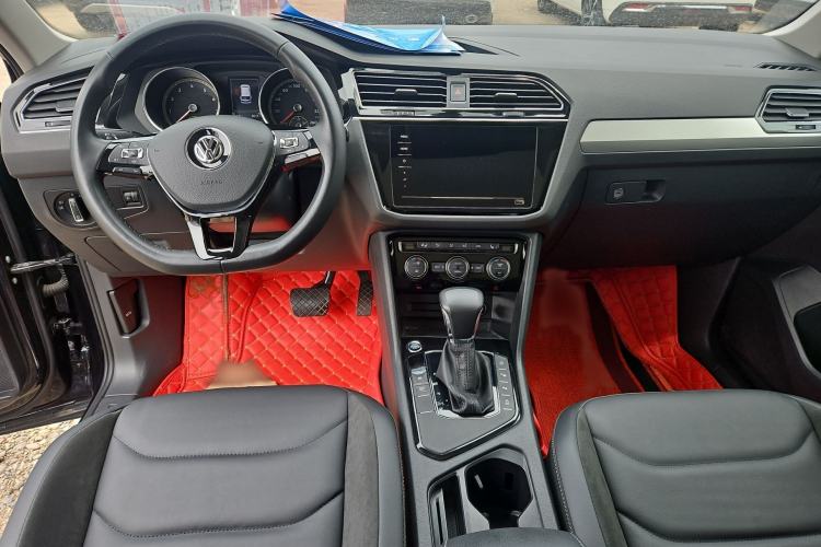 Used Volkswagen Tiguan L 2019 Revised 330TSI Automatic Two-Wheel Drive Smart & Luxury Edition China VI Standard
