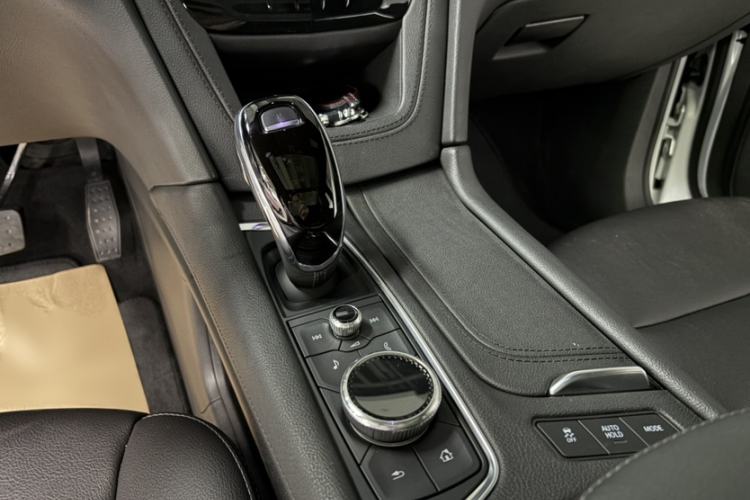 Used Cadillac XT5 2021 28T Luxury Version