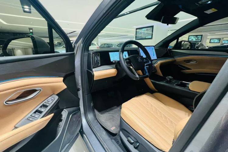 Used BYD Song L DM-i 2024 112 km Beyond Edition
