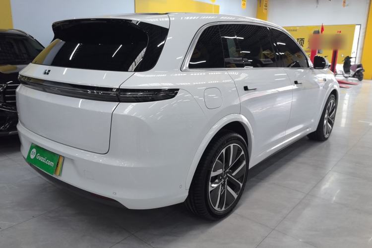 Used Li Auto L7 2023 Air model
