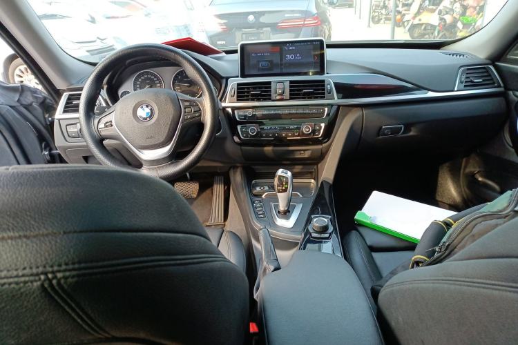 Used BMW 3 Series GT 2018 320i Sport Edition