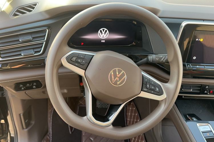 Used Volkswagen Viloran 2022 330TSI Business Edition
