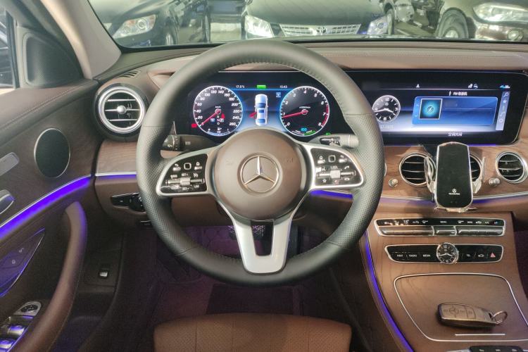 Used Mercedes-Benz E-Class 2020 Facelift E 260 L