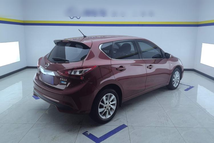 Used Nissan Tiida 2016 1.6L CVT Cool Dynamic Edition
