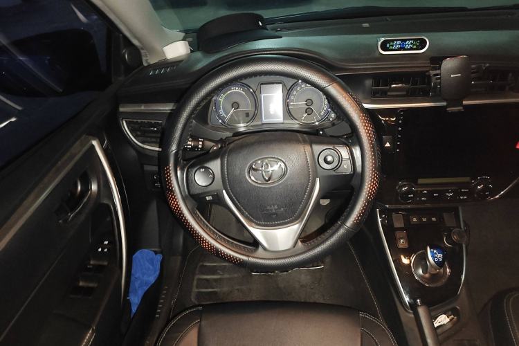 Used Toyota Corolla 2016 Dual-Engine 1.8L E-CVT Elite Edition
