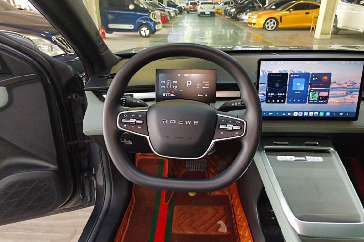 Used Roewe D6 2025 450km Deluxe Edition
