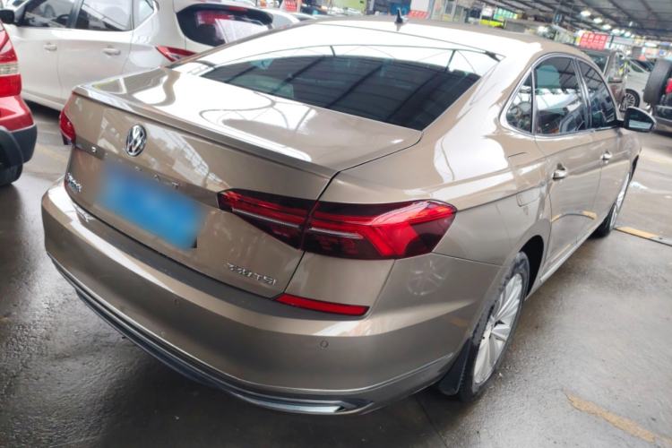 Used Volkswagen Passat 2019 330TSI Elite Edition China VI
