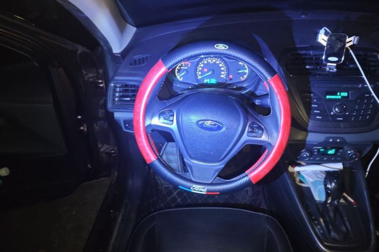 Used Ford Escort 2015 1.5L Automatic Fashion Model