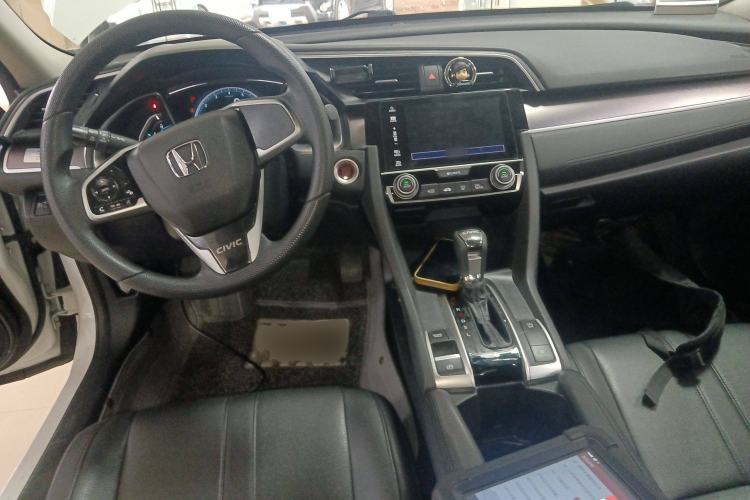 Used Honda Civic 2016 220TURBO CVT Luxury Edition
