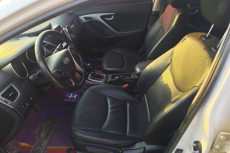 Used Hyundai Elantra 2015 1.6L Automatic Luxury Model