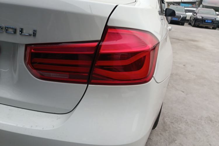 Used BMW 3 Series 2018 320Li Leading Model M Sport Package
