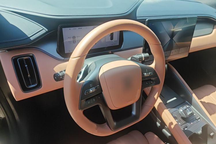 Used BYD Song L EV 2025 Intelligent Driving Version 602 km Range LiDAR-equipped All-Wheel-Drive Type
