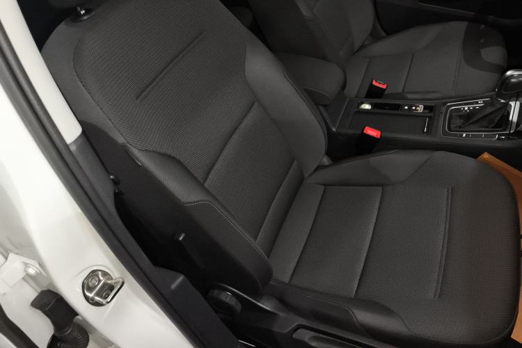 Used Volkswagen Golf 2019 1.8TSI Travel Edition
