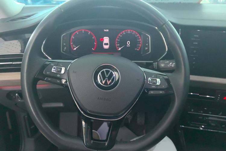 Used Volkswagen Passat 2020 Revised Version 330TSI Luxury Edition China VI Standard
