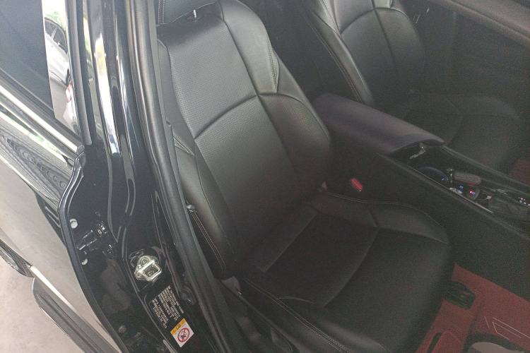 Used Toyota C-HR 2020 2.0L Leading Edition
