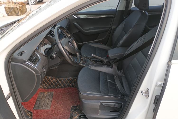 Used Skoda Octavia 2016 1.6L Automatic Smart Drive Edition