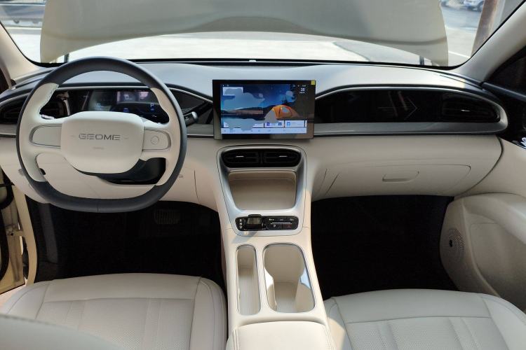 Used  Geome 2025 310km Youth Edition
