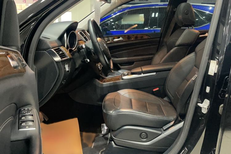 Used Mercedes-Benz M-Class 2015 ML 400 4MATIC Dynamic Model
