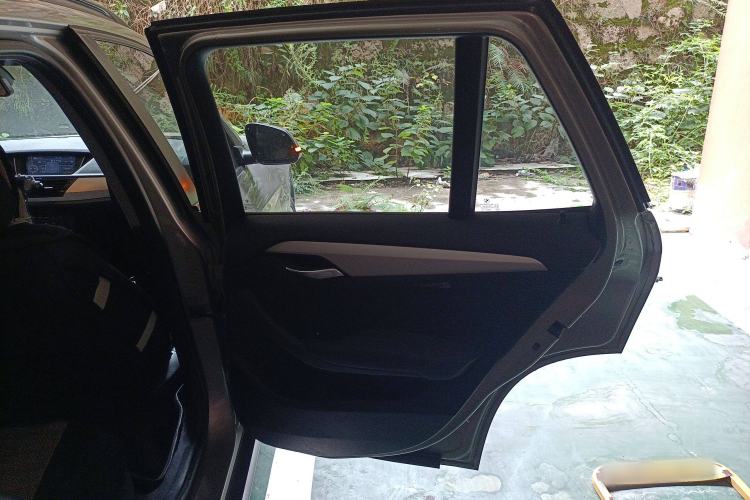 Used BMW X1 2014 sDrive18i Fashion Model
