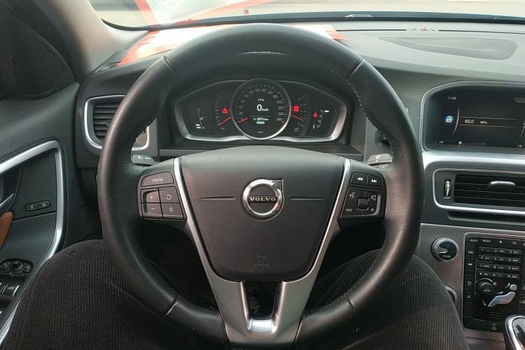 Used Volvo S60 2018 S60L T3 Smart Progress Edition
